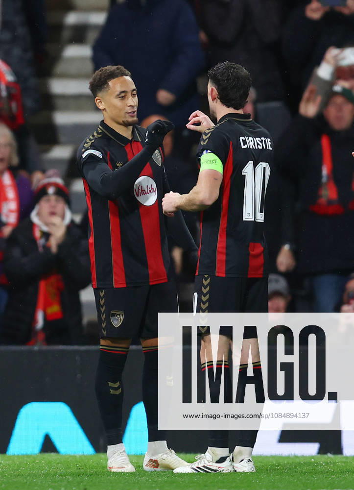 Bournemouth, England, 22nd October 2026. Marcus Tavernier of Bournemouth (l) celebrates scoring their second goal. Agin from the penalty spot during the AFC Bournemouth vs AC Milan UEFA Europa League match at the Vitality Stadium, Bournemouth. Picture credit should read: Paul Terry Sportimage . SPI_032_PT_Bournmouthmouth_AC_Milan SPI-5092-0031