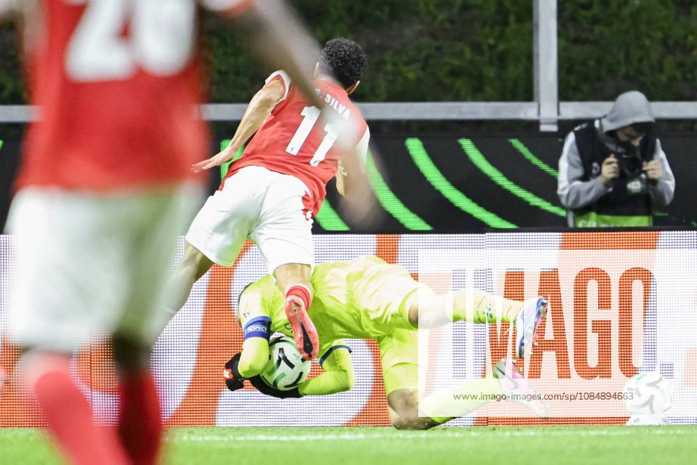 SC Braga v KAA Gent - UEFA Conference League BRAGA, PORTUGAL - OCTOBER 22 : Roef Davy goalkeeper of KAA Gent in action during the UEFA Conference League 2026 27 League Phase matchday 2 match between SC Braga and KAA Gent on October 22, 2026 in Braga, Portugal, 22 10 2026 Braga Portugal