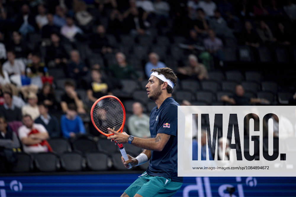 TENNIS : ATP, Tennis Herren 250 - Grand Prix Tennis AURA - Decines (France) 22 10 2026 Flavio Cobolli (ITA) vs Stan Wawrinka (SUI) during the tournament of the Auvergne Rhône-Alpes Grand Prix at the LDLC Arena in Décines on October 22, 2026. Photo Sandrine Thesillat PsNewZ