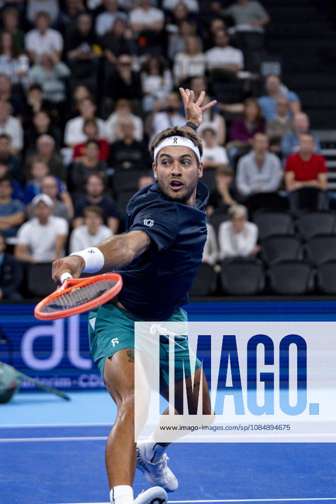 TENNIS : ATP, Tennis Herren 250 - Grand Prix Tennis AURA - Decines (France) 22 10 2026 Flavio Cobolli (ITA) vs Stan Wawrinka (SUI) during the tournament of the Auvergne Rhône-Alpes Grand Prix at the LDLC Arena in Décines on October 22, 2026. Photo Sandrine Thesillat PsNewZ