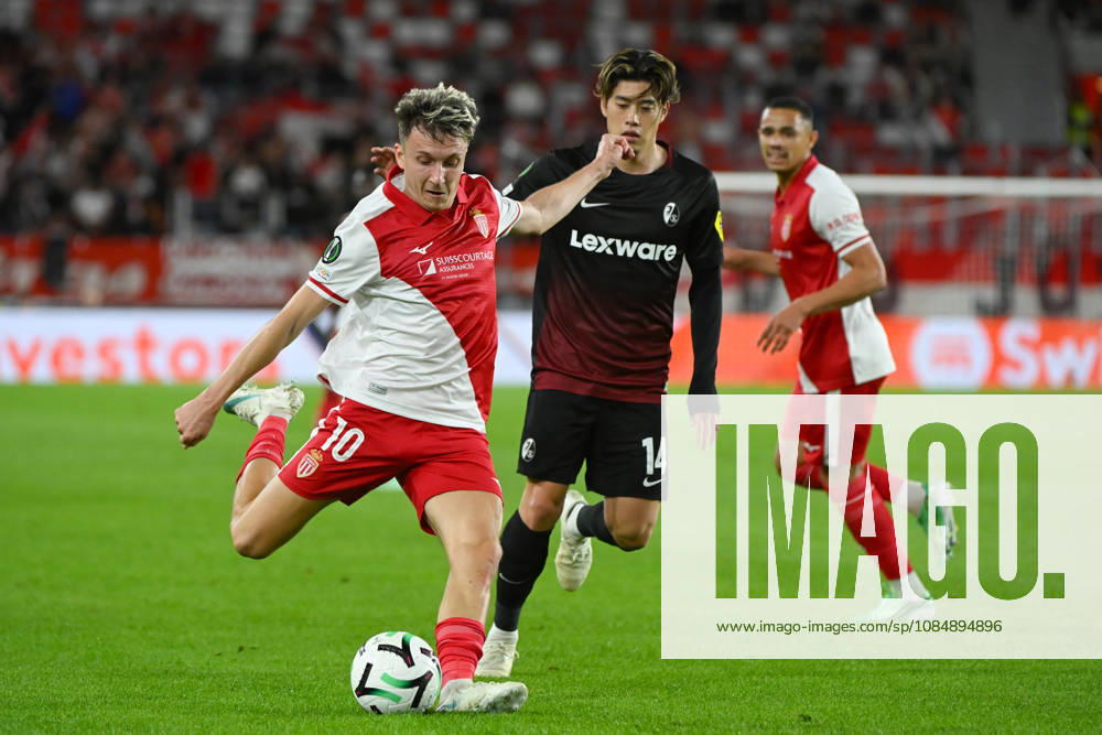 Aleksandr Golovin (ASM) Yuito Suzuki (SC Freiburg) - UEFA Conference League match between AS Monaco and SC Freiburg on October 22, 2026 at the Louis II Stadium in Monaco.