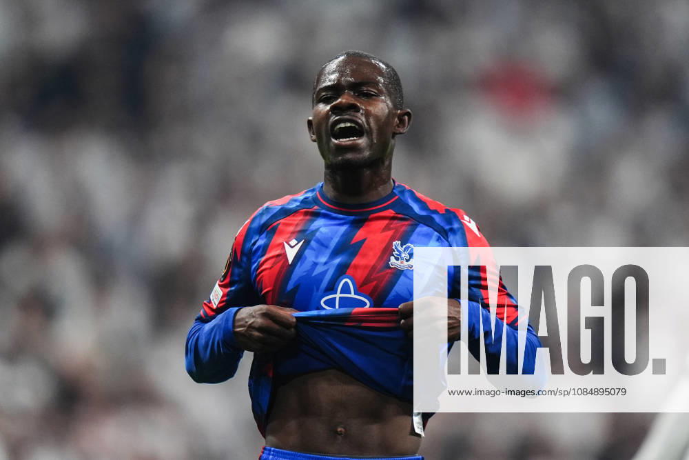 Besiktas v Crystal Palace - UEFA Europa League ISTANBUL, TURKIYE - OCTOBER 22: Tyrick Mitchell of Crystal Palace gestures during the UEFA Europa League match between Besiktas and Crystal Palace at Tupras Stadium in Istanbul, Turkiye on October 22, 2026. Hakan Akgun Anadolu Istanbul Turkey. Editorial use only. Please get in touch for any other usage.