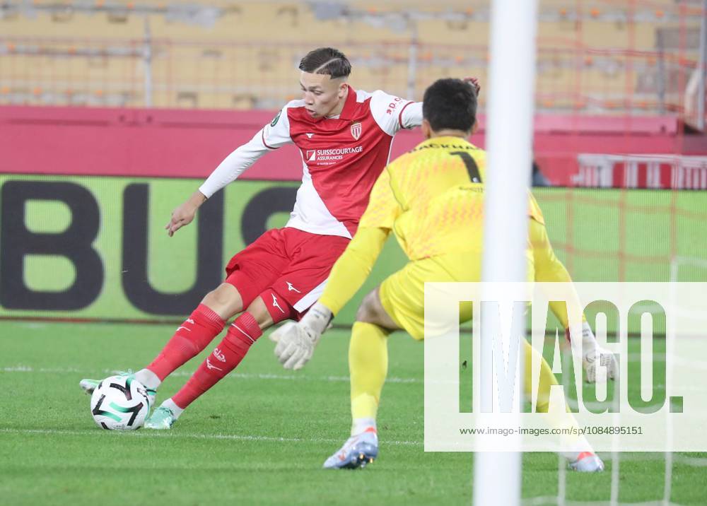 Monaco vs Fribourg PHOTOPQR NICE MATIN Cyril Dodergny ; Monaco ; 22 10 2026 ; Monaco le 22 10 2026 - Stade Louis II - Ligue Conference - 2eme journee - L AS Monaco recevait Fribourg - Le monegasque DETOURBET N07 Monaco France