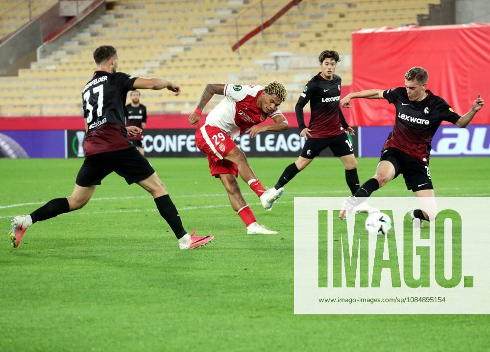 Monaco vs Fribourg PHOTOPQR NICE MATIN Cyril Dodergny ; Monaco ; 22 10 2026 ; Monaco le 22 10 2026 - Stade Louis II - Ligue Conference - 2eme journee - L AS Monaco recevait Fribourg - Le monegasque BRUNNER N29 Monaco France