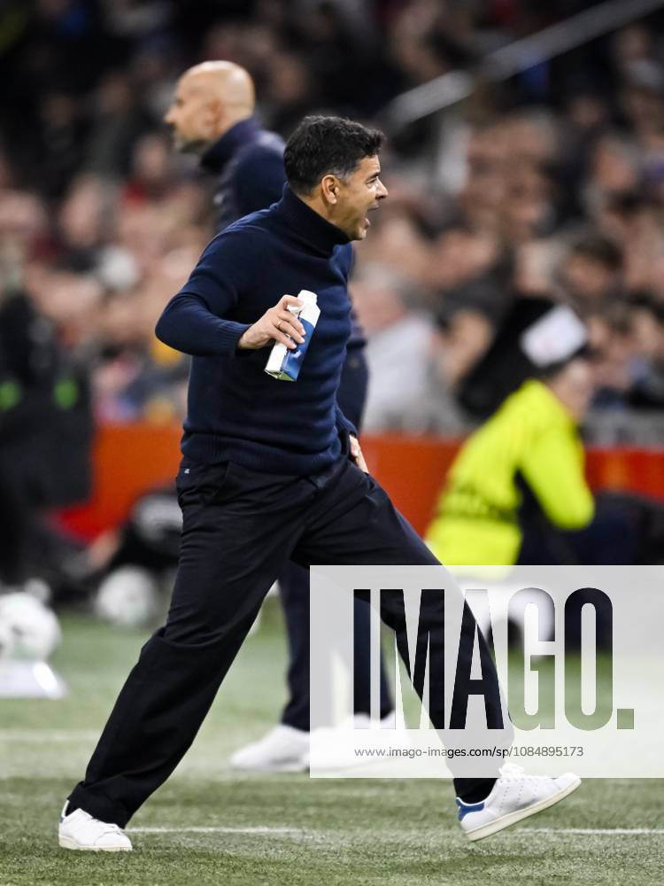 AMSTERDAM - Ajax coach Michel Sanchez during the UEFA Conference League match between AFC Ajax and Atalanta BC at the Johan Cruijff ArenA on October 22, 2026 in Amsterdam, the Netherlands. OLAF KRAAK ANP UEFA Conference League 2026 27 ANPxSportx IVx 573297150 originalFilename: 573297150