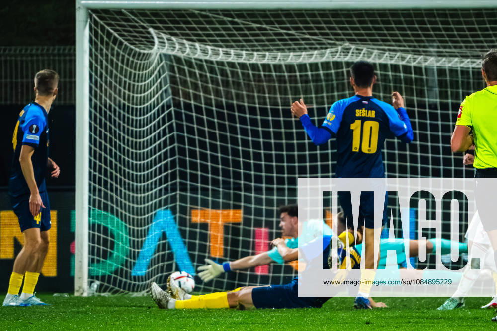 Score for Salzburg during the UEFA Europa League match between Celje (Slovenia) and Salzburg (Austria) at Stadion Celje, Celje on October 22, 2026 in Celje, Slovenia. (Photo by Andraz Corel Sports Press Photo).
