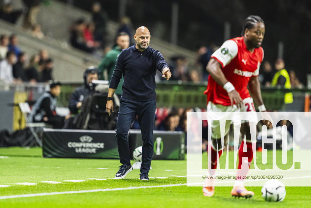 Franclim Carvalho Head Coach of SC Braga gestures during the UEFA Conference League 2026 27 League Phase MD2 match between SC Braga vs KAA Gent at Estádio Municipal de Braga on October 22th,2026 (Photo by Pedro Loureiro Sports Press Photo)