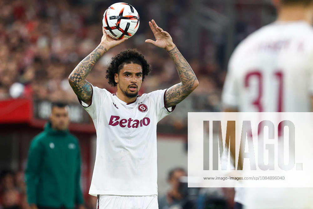 Olympiacos F.C. v AC Sparta Prague UEFA Europa League Ki-Jana Hoever of AC Sparta Prague during the UEFA Europa League match at Karaiskakis Stadium, Piraeus 22 10 2026 UK Newspapers OUT