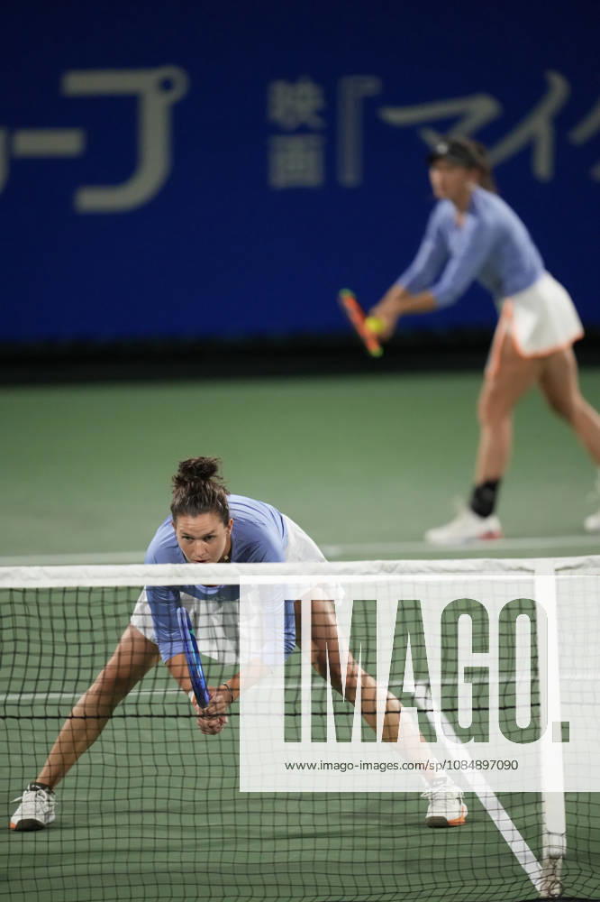 WTA, Tennis Damen Kinoshita Group Japan Open - Day 4 Miriam Skoch of the Czech Republic plays with partner Jesika Maleckova of the Czech Republic during their semi-final doubles match against Hao-Ching Chan of Chinese Taipei and Miyu Kato of Japan at the 2026 Kinoshita Group Japan Open Women s tennis tournament at Utsubo Tennis Center in Osaka, Japan, on October 22, 2026. Osaka Japan