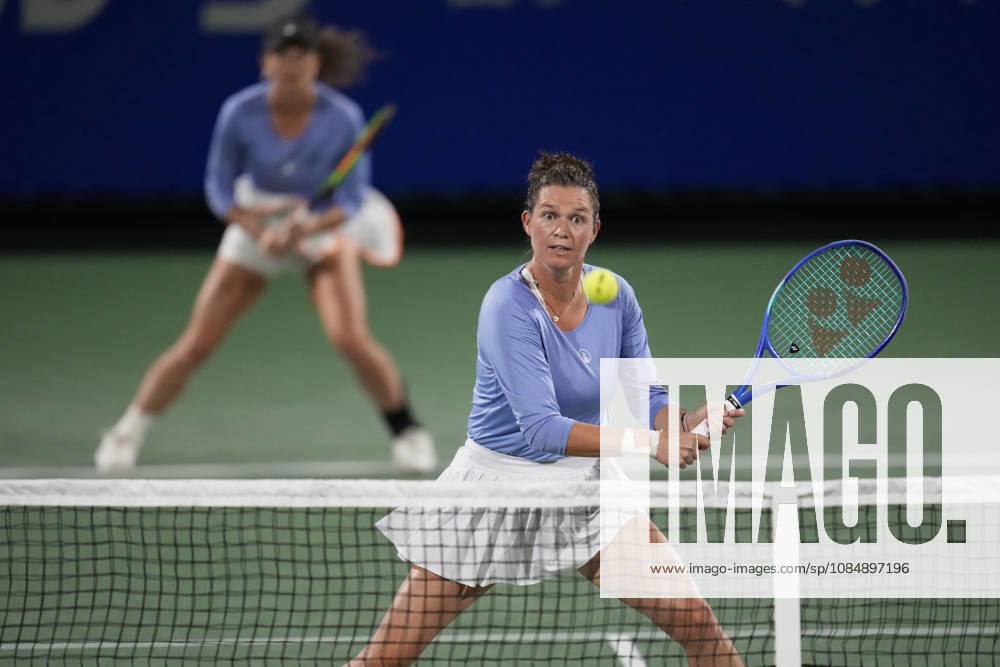 WTA, Tennis Damen Kinoshita Group Japan Open - Day 4 Miriam Skoch of the Czech Republic plays with partner Jesika Maleckova of the Czech Republic during their semi-final doubles match against Hao-Ching Chan of Chinese Taipei and Miyu Kato of Japan at the 2026 Kinoshita Group Japan Open Women s tennis tournament at Utsubo Tennis Center in Osaka, Japan, on October 22, 2026. Osaka Japan