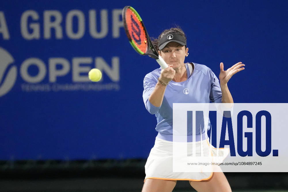 WTA, Tennis Damen Kinoshita Group Japan Open - Day 4 Jesika Maleckova of the Czech Republic plays with partner Miriam Skoch of the Czech Republic during their semi-final doubles match against Hao-Ching Chan of Chinese Taipei and Miyu Kato of Japan at the 2026 Kinoshita Group Japan Open Women s tennis tournament at Utsubo Tennis Center in Osaka, Japan, on October 22, 2026. Osaka Japan