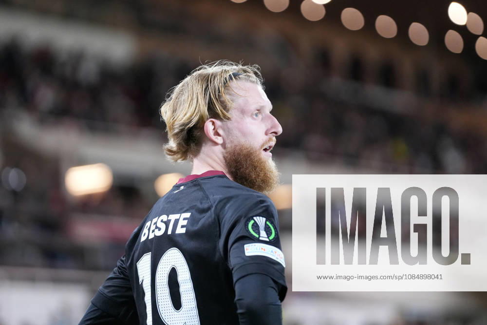 Niklas Beste (SC Freiburg, 19) , Monaco, Fussball, UEFA Conference League, 2. Spieltag, Ligaphase , 2026 2027, AS Monaco vs. SC Freiburg, 22.10.2026, Stade Louis II, Monaco Monaco Stade Louis II Fontvieille Monaco