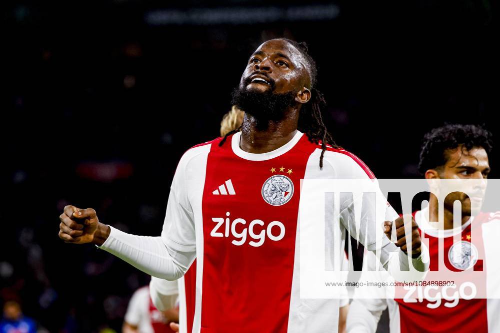 AMSTERDAM - Tolu Arokodare of AFC Ajax scores and celebrates his team s first goal during the UEFA Conference League match between AFC Ajax and Atalanta BC at the Johan Cruijff ArenA on October 22, 2026 in Amsterdam, the Netherlands. WART BRINKERHOF ANP Conference League 2026 27 ANPxSportx xMarcelxterxBalsxIVx 573305672 originalFilename: 573305672