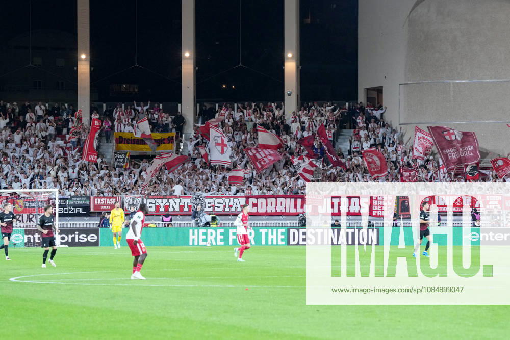 Fans, Ultras in der Kurve, Fankurve unterstützen ihre Mannschaft, Fahnen, Schal, Support , Monaco, Fussball, UEFA Conference League, 2. Spieltag, Ligaphase , 2026 2027, AS Monaco vs. SC Freiburg, 22.10.2026, Stade Louis II, Monaco Monaco Stade Louis II Fontvieille Monaco