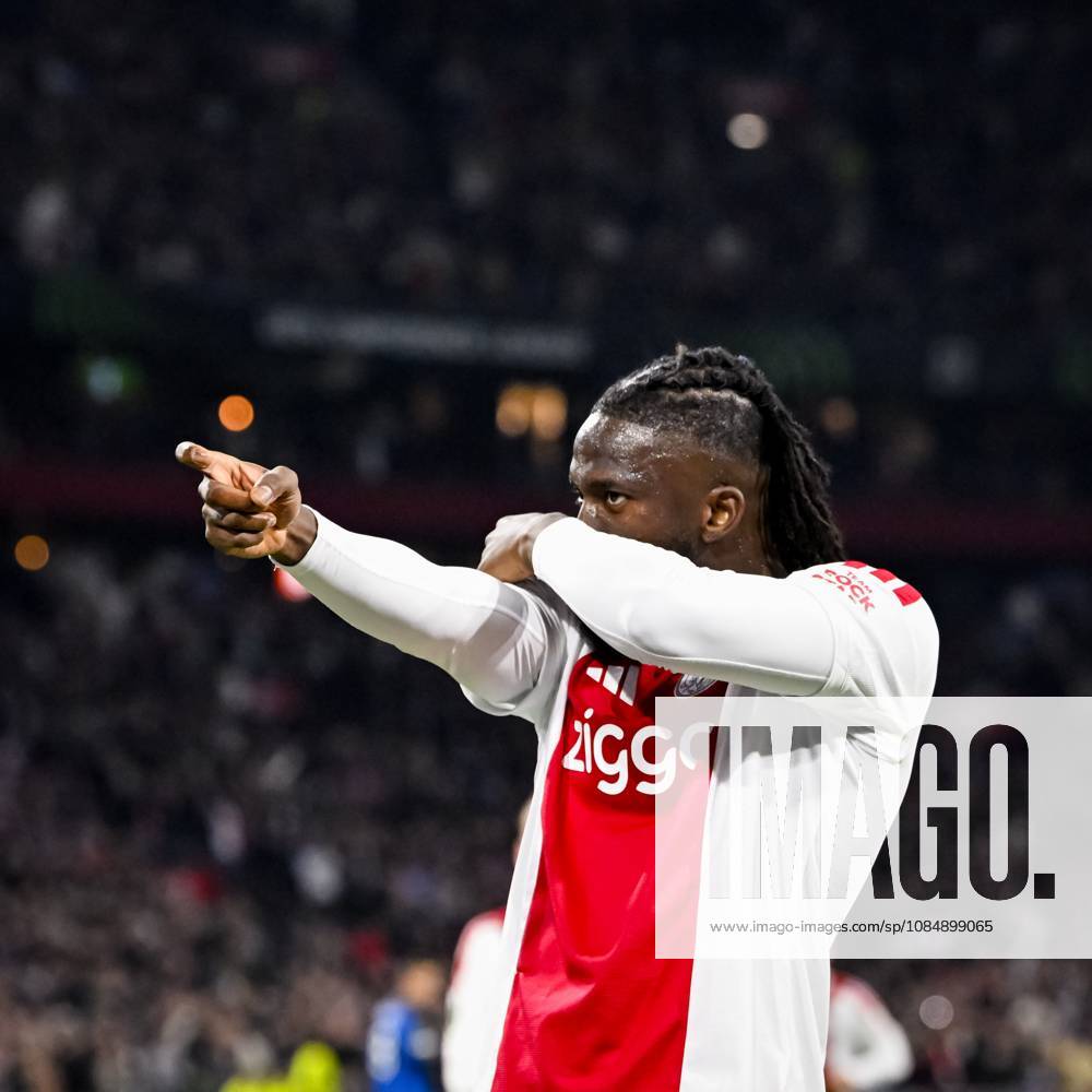 AMSTERDAM - Tolu Arokodare of Ajax celebrates scoring the 1-0 during the UEFA Conference League match between AFC Ajax and Atalanta BC at the Johan Cruijff ArenA on October 22, 2026 in Amsterdam, the Netherlands. OLAF KRAAK ANP UEFA Conference League 2026 27 ANPxSportx IVx 573305952 originalFilename: 573305952