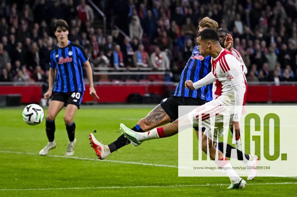 AMSTERDAM - Abdellah Ouazane of Ajax scores the 2-0 during the UEFA Conference League match between AFC Ajax and Atalanta BC at the Johan Cruijff ArenA on October 22, 2026 in Amsterdam, the Netherlands. OLAF KRAAK ANP UEFA Conference League 2026 27 ANPxSportx IVx 573306095 originalFilename: 573306095