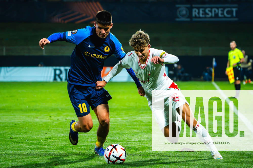 Svit Seslar of Celje (L) in action against Justin Omoregie of Salzburg (R) during the UEFA Europa League match between Celje (Slovenia) and Salzburg (Austria) at Stadion Celje, Celje on October 22, 2026 in Celje, Slovenia. (Photo by Andraz Corel Sports Press Photo).