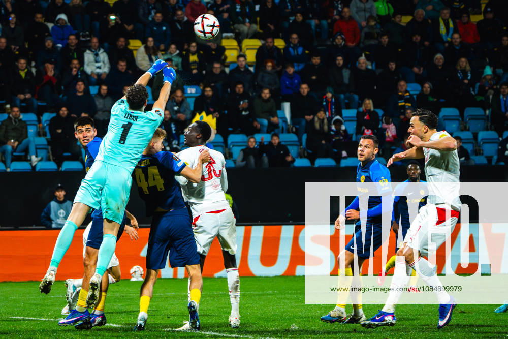 Zan-Luk Leban of Celje (L) in action during the UEFA Europa League match between Celje (Slovenia) and Salzburg (Austria) at Stadion Celje, Celje on October 22, 2026 in Celje, Slovenia. (Photo by Andraz Corel Sports Press Photo).