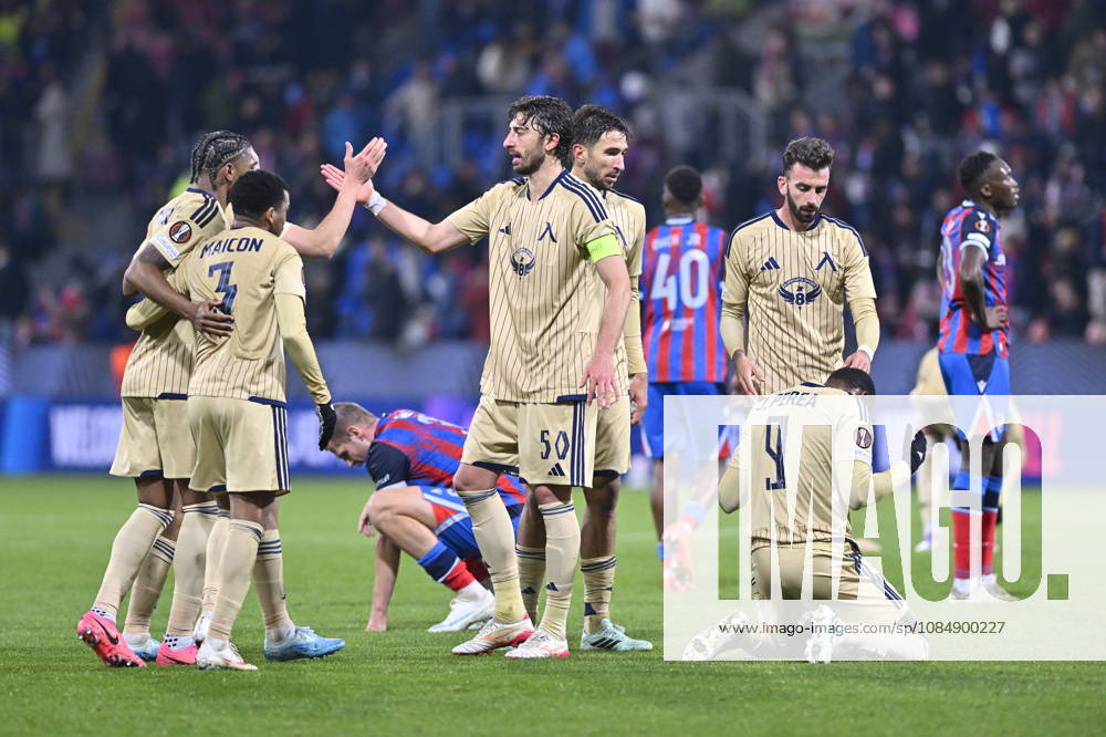 Fotball UEFA Europa League 3rd round match: Viktoria Plzen vs Levski Sofia in Pilsen, Czech Republic, October 22, 2026. Soccer players of Levski Sofia celebrate victory. (CTKxPhoto MiroslavxChaloupka) CTKPhotoP2026102210365 CTKPhotoP2026102210365