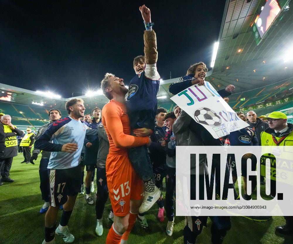 Celta Vigo goalkeeper Ionut Radu lifts a young fan as they celebrate at full-time. Final score Celtic 1 Celta Vigo 2. Celtic v Celta Vigo, UEFA Europa League, Football, Celtic Park, Glasgow, Scotland, UK - 22 Oct 2026Glasgow Celtic Park Scotland United Kingdom