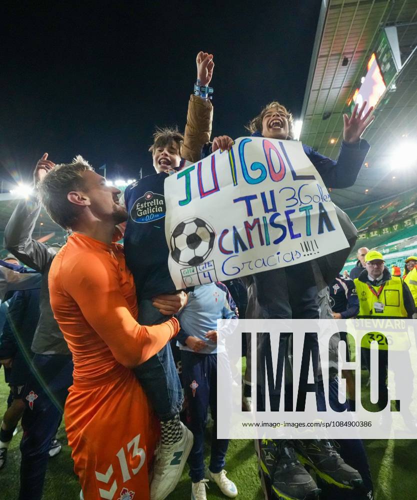Celta Vigo goalkeeper Ionut Radu lifts a young fan as they celebrate at full-time. Final score Celtic 1 Celta Vigo 2. Celtic v Celta Vigo, UEFA Europa League, Football, Celtic Park, Glasgow, Scotland, UK - 22 Oct 2026Glasgow Celtic Park Scotland United Kingdom
