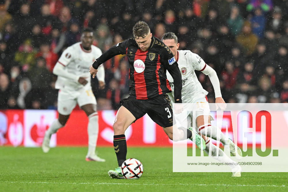 Bournemouth v AC Milan, Europa League Adrien Truffert (3) of AFC Bournemouth on the attack during the Europa League match between Bournemouth and AC Milan at the Vitality Stadium, Bournemouth, UK on 22 October 2026. Bournemouth Vitality Stadium Dorset UK Editorial use only ,