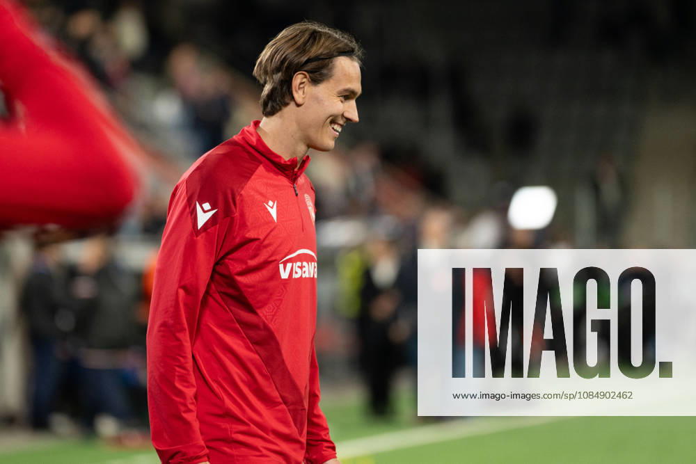THUN, BERN - OCTOBER 22: Noah Christoffersson of FC Thun warms up before the UEFA Conference League match between FC Thun and HNK Hajduk Split at VISANA STADION on October 22, 2026 in Thun, Bern, Switzerland.