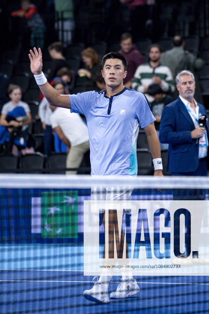 TENNIS : ATP, Tennis Herren 250 - Grand Prix Tennis AURA - Decines (France) 22 10 2026 Brandon Nakashima qualifies for the quarterfinals during the tournament of the Auvergne Rhône-Alpes Grand Prix at the LDLC Arena in Décines on October 22, 2026. Photo Sandrine Thesillat PsNewZ