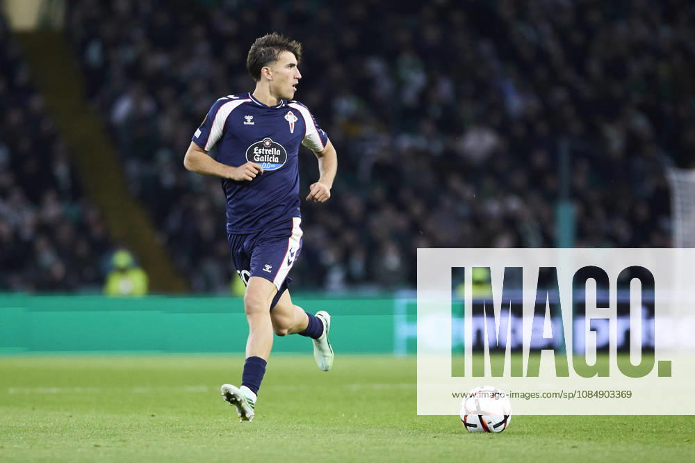 Celtic FC v Real Club Celta - UEFA Europa League 2026 27 League Phase MD3 GLASGOW, SCOTLAND - OCTOBER 22: Javi Rodriguez of RC Celta de Vigo runs with the ball during the UEFA Europa League 2026 27 League Phase MD3 match between Celtic FC and Real Club Celta de Vigo at Celtic Park on October 22, 2026 in Glasgow, Scotland. (Photo by Diego Simon Photo Players Images Magara Press) Glasgow Celtic Park Stadium Scotland