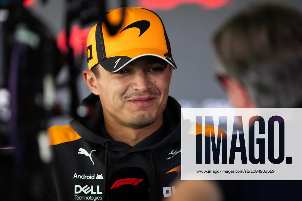 F1 - UNITED STATES GRAND PRIX 2026 NORRIS Lando (gbr), McLaren F1 Team MCL40, portrait during the 2026 Formula 1 United States Grand Prix, 18th round of the 2026 Formula One World Championship, WM, Weltmeisterschaft from October 23 to 25, 2026 on the Circuit of the America, in Austin, Texas, United States of America - AustinUnited States