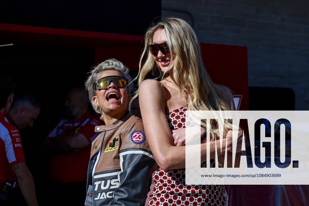 Circuit of the Americas (COTA) Austin - 22 10 2026: Victoria Brito, model and Cameron Brink of WMBA during the Formula 1 United States Grand Prix - Austin - Thursday - Media Day at Circuit of the Americas (COTA) on 22 10 2026 in Austin. (Stefano Facchin Photography Alessio Morgese SPP)