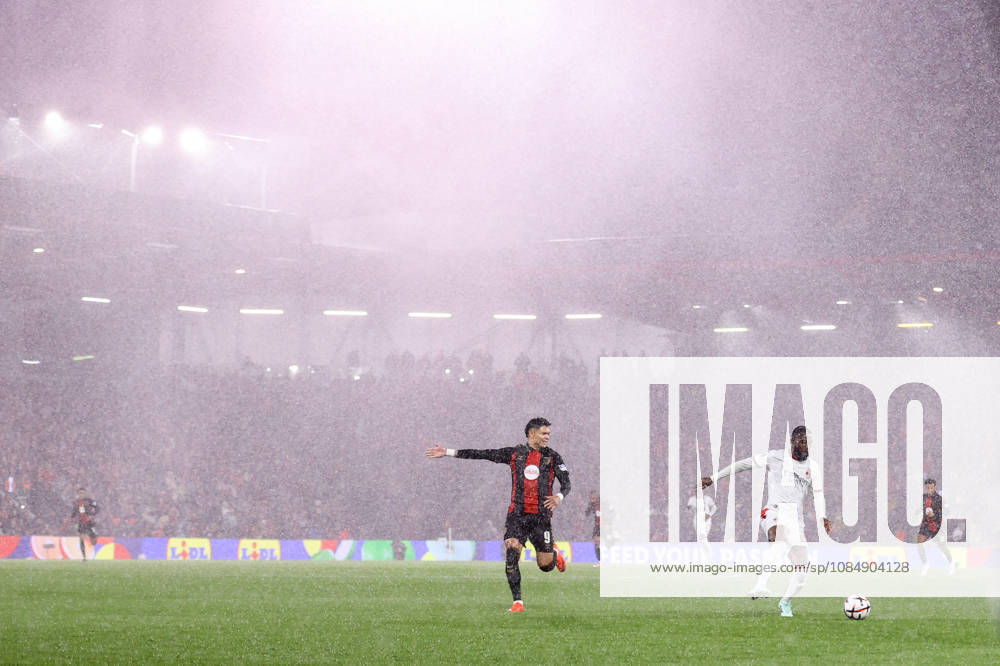 Bournemouth v AC Milan 22 October 2026, Bournemouth - UEFA Europa League - Bournemouth v AC Milan - A general view of play in the heavy rain - Photo: Jacques Feeney Offside. Bournemouth UK
