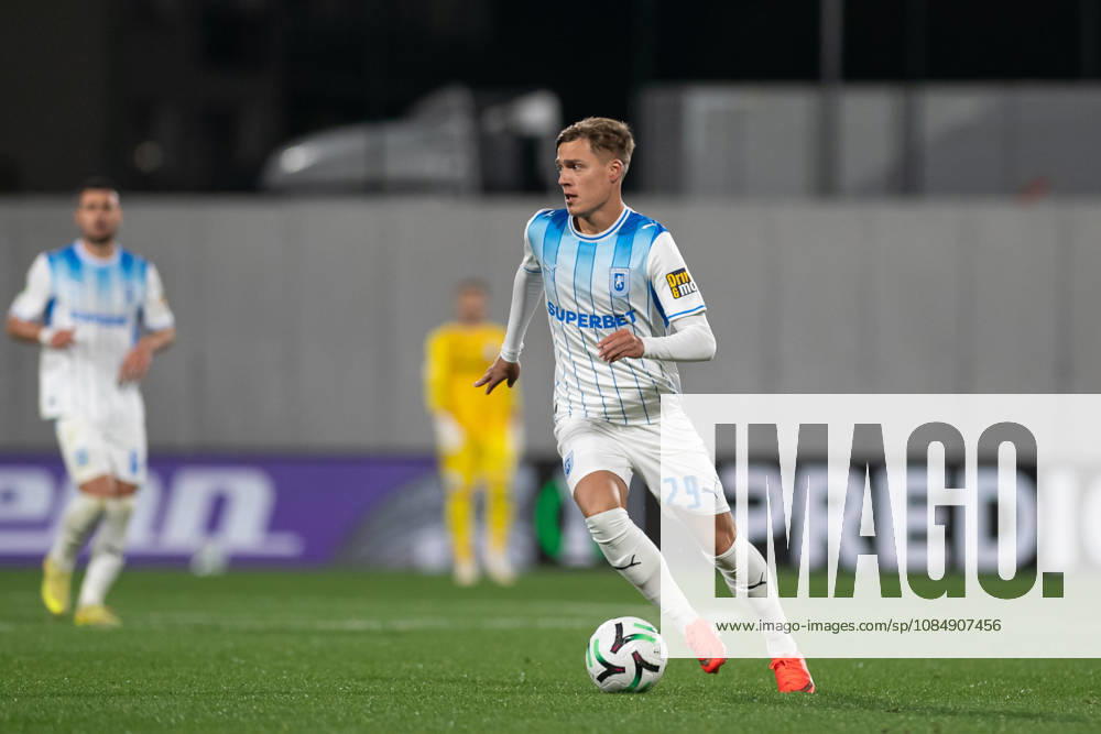 Inter Club Escaldes v Universitatae Craiova - UEFA Conference League Heriberto Tavares, player number 19 of Universitatea Craiova, is in action during the UEFA Conference League match between Inter Club d Escaldes and Universitatea Craiova at New FAF Stadium in Encamp, Andorra, on October 22, 2026. Encamp Andorra Andorra