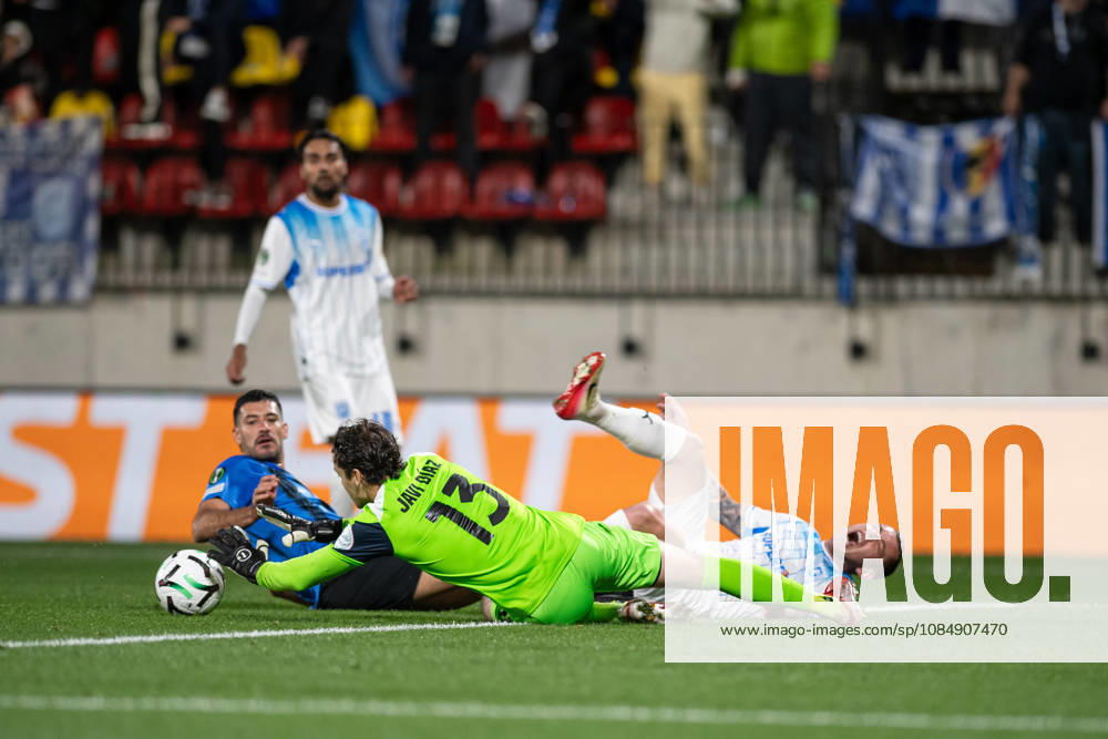 Inter Club Escaldes v Universitatae Craiova - UEFA Conference League Javi Diaz, goalkeeper of Inter Club d Escaldes, is in action during the UEFA Conference League match between Inter Club d Escaldes and Universitatea Craiova at New FAF Stadium in Encamp, Andorra, on October 22, 2026. Encamp Andorra Andorra
