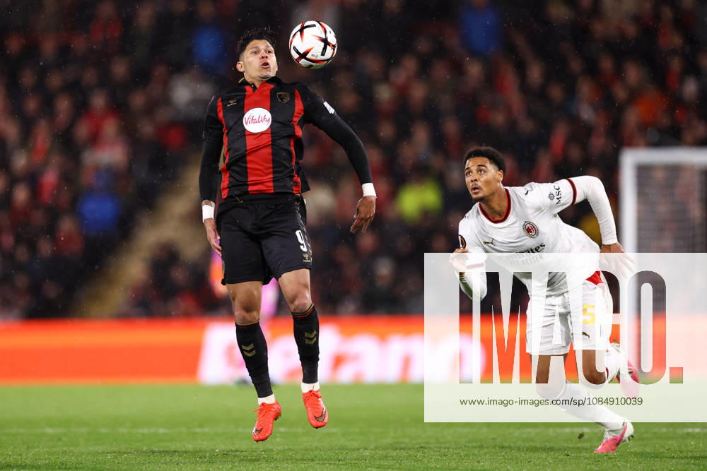 Bournemouth v AC Milan 22 October 2026, Bournemouth - UEFA Europa League - Bournemouth v AC Milan - Evanilson of Bournemouth and Koni De Winter of AC Milan - Photo: Jacques Feeney Offside. Bournemouth UK