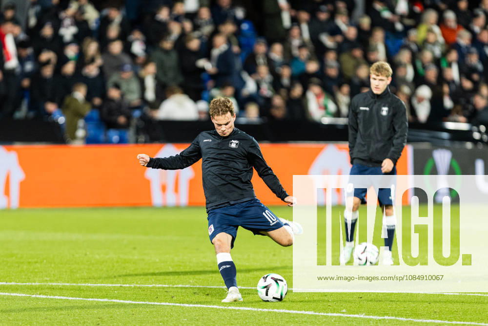 Aarhus GF v Egnatia, UEFA Conference League, Randers, Denmark Randers, Denmark. 22nd, October 2026. Kristian Arnstad of Aarhus GF seen warming up for the UEFA Conference League match between Aarhus GF and Egnatia at Randers Stadion in Randers. Denmark, Randers, Cepheus Park Randers