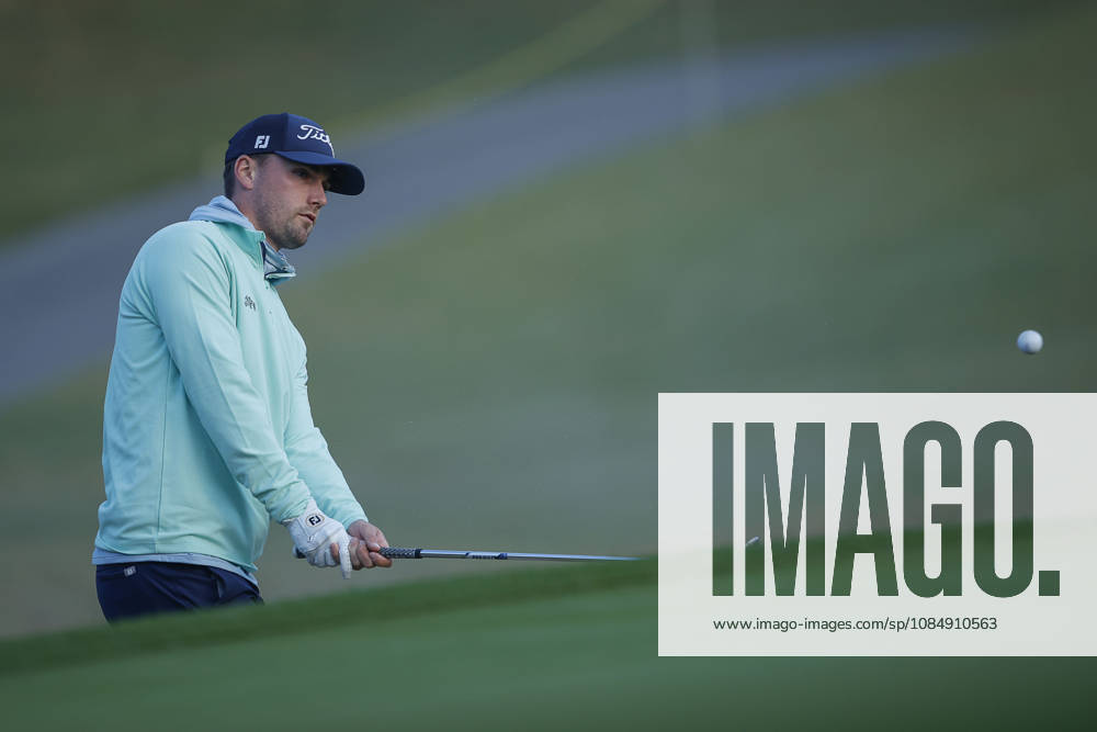 Oct 23, 2026-Cheonan, South Korea-Cameron ADAM of Scotland putt a ball on 1th green during a DP World Tour Genesis Championship at Woo Jeong Hills CC in Cheonan, South Korea. DP World Tour Genesis Championship Round2 - ZUMAr168 20261023_aap_r168_049
