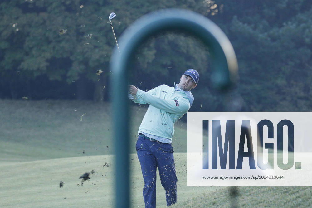 Oct 23, 2026-Cheonan, South Korea-Cameron ADAM of Scotland Second Shot on 1th green during a DP World Tour Genesis Championship at Woo Jeong Hills CC in Cheonan, South Korea. DP World Tour Genesis Championship Round2 - ZUMAr168 20261023_aap_r168_058