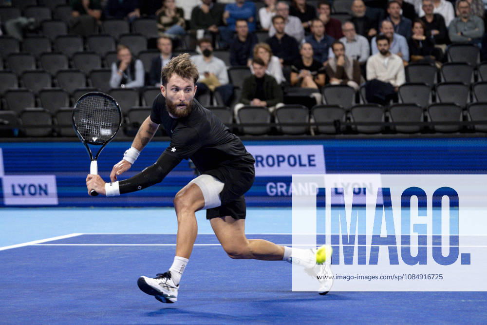 TENNIS : ATP, Tennis Herren 250 - Grand Prix Tennis AURA - Decines (France) 23 10 2026 Corentin MOUTET (FRA) vs Tommy PAUL (USA) during the tournament of the Auvergne Rhône-Alpes Grand Prix at the LDLC Arena in Décines on October 23, 2026. Photo Sandrine Thesillat PsNewZ