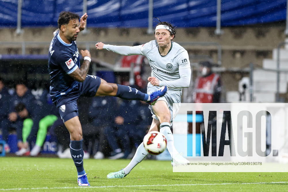 GER, Fussball, Herren, 2. Bundesliga, Saison 2026 2027,VfL Bochum - VfL Wolfsburg Fabian Reese (Wolfsburg 11) erzielt das Tor zum 0:1 Bochum vonovia-Ruhrstadion Nordrhein-Westfalen Deutschland