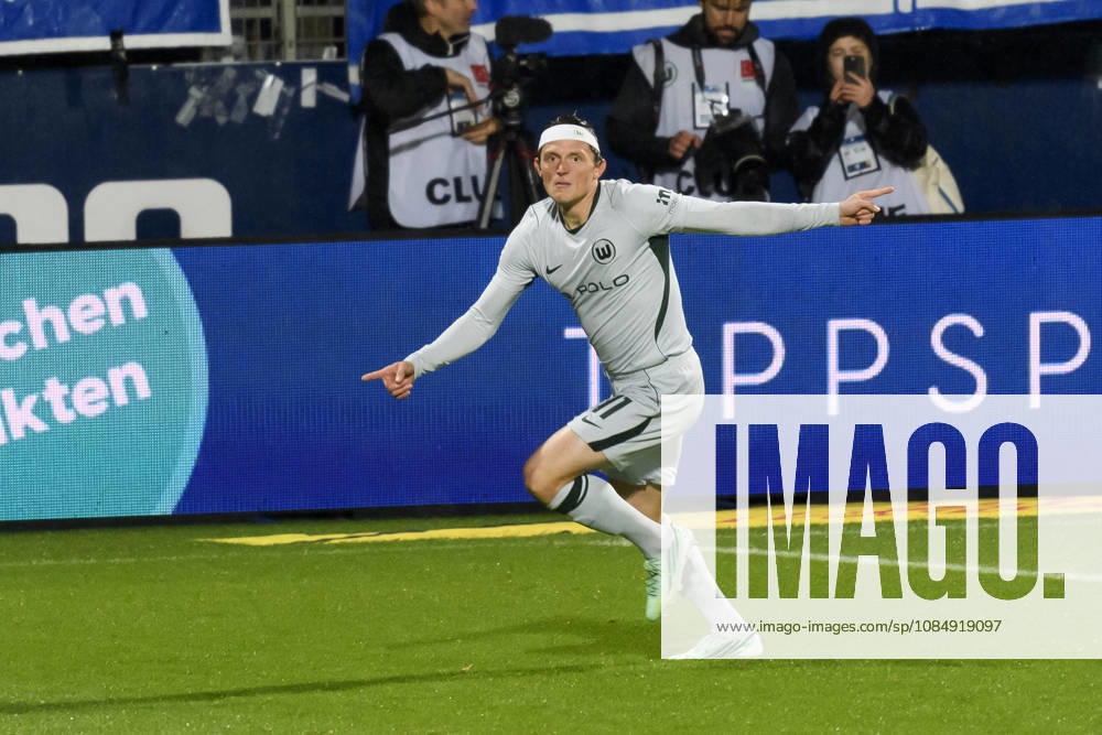 Fabian Reese (VfL Wolfsburg) Torjubel, jubelt nach seinem Treffer zum 0:1 waehrend des spiels der 2. Bundesliga zwischen VfL Bochum und VfL Wolfsburg, Vonovia Ruhrstadion am 23. October 2026 in Bochum, Deutschland. (Foto von Max Maiwald DeFodi Images) +++ Fabian Reese (VfL Wolfsburg) celebrates after scoring his team s first goal during the 2nd Bundesliga match between VfL Bochum and VfL Wolfsburg at Vonovia Ruhrstadion on October 23, 2026 in Bochum, Germany. (Photo by Max Maiwald DeFodi Images) DFB DFL REGULATIONS PROHIBIT ANY USE OF PHOTOGRAPHS AS IMAGE SEQUENCES AND OR QUASI-VIDEO. (Photo by Max Maiwald DeFodi Images) -