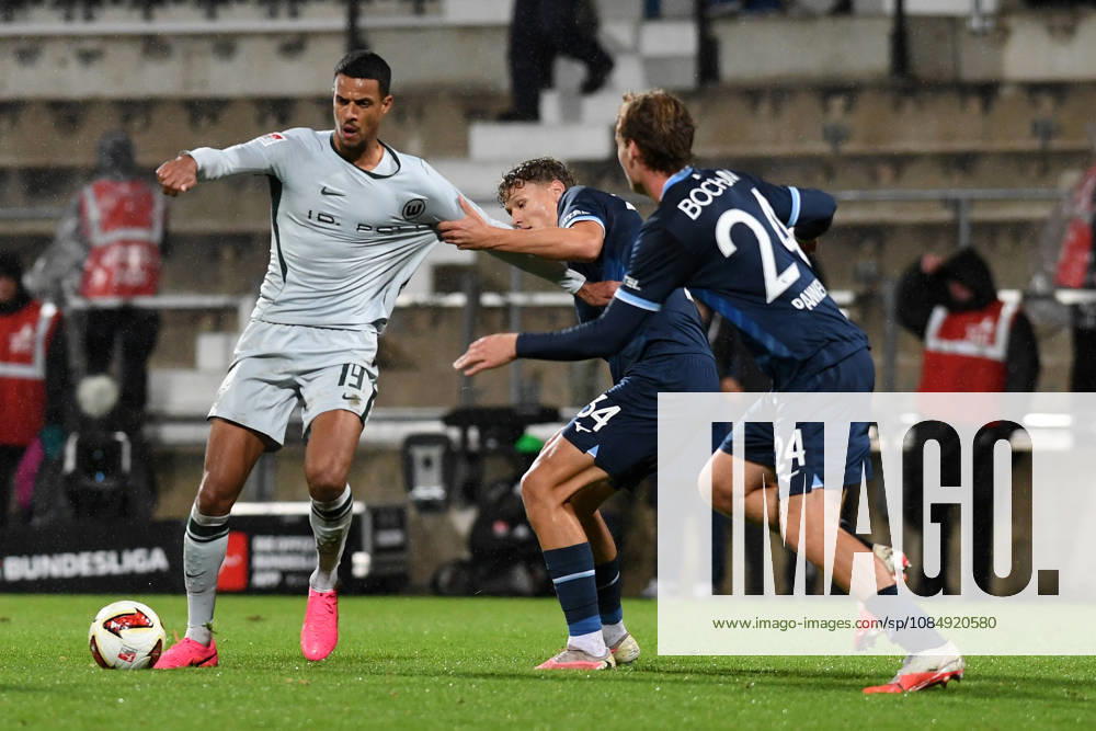 Robert Glatzel (VfL Wolfsburg), Tom Meyer (VfL Bochum) und Mats Pannewig (VfL Bochum) im Zweikampf waehrend des Spiels der 2. Bundesliga zwischen VfL Bochum und VfL Wolfsburg, Vonovia Ruhrstadion am 23. October 2026 in Bochum, Deutschland. (Foto von Ralf Treese DeFodi Images) +++ Robert Glatzel (VfL Wolfsburg), Tom Meyer (VfL Bochum) und Mats Pannewig (VfL Bochum) battle for the ball during the 2nd Bundesliga match between VfL Bochum and VfL Wolfsburg at Vonovia Ruhrstadion on October 23, 2026 in Bochum, Germany. (Photo by Ralf Treese DeFodi Images) DFB DFL REGULATIONS PROHIBIT ANY USE OF PHOTOGRAPHS AS IMAGE SEQUENCES AND OR QUASI-VIDEO. (Photo by Ralf Treese DeFodi Images) -