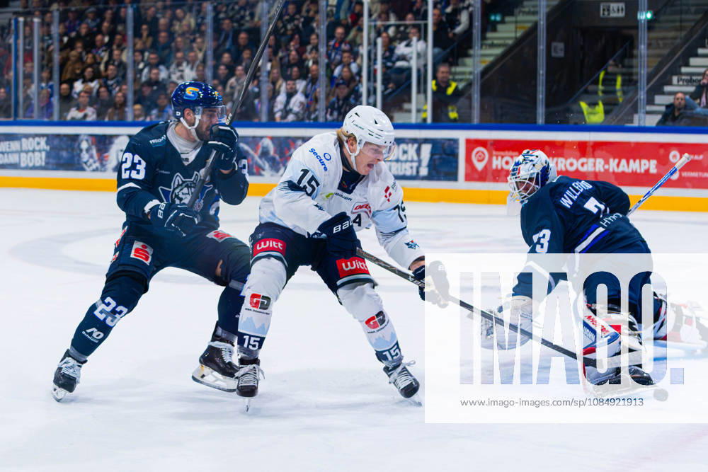 Kassel, Deutschland 22. Oktober 2026: DEL2 - 2026 2027 - Sp. 11 - Kassel Huskies gegen Blue Devils Weiden Im Bild: Charlie Jahnke (BDW) macht das Tor zum 1:1 Probonio Arena Hessen