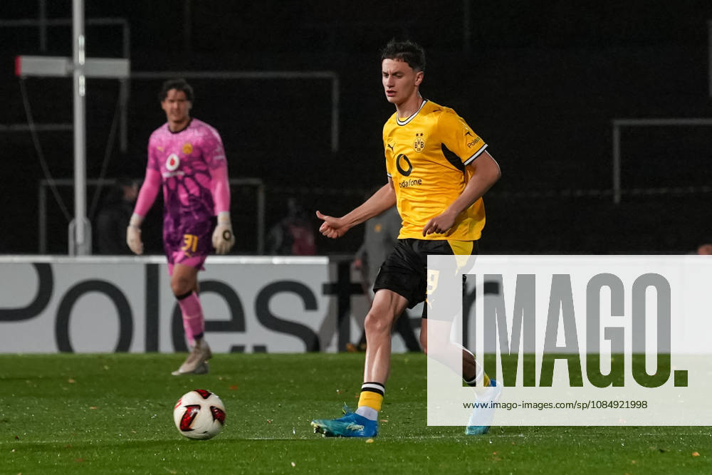 Saison 2026 2027 14. Spieltag Regionalliga West im Stadion Rote Erde, Dortmund, Germany. BV Borussia Dortmund U23 - Bonner SC. Luca Reggiani (BVB)