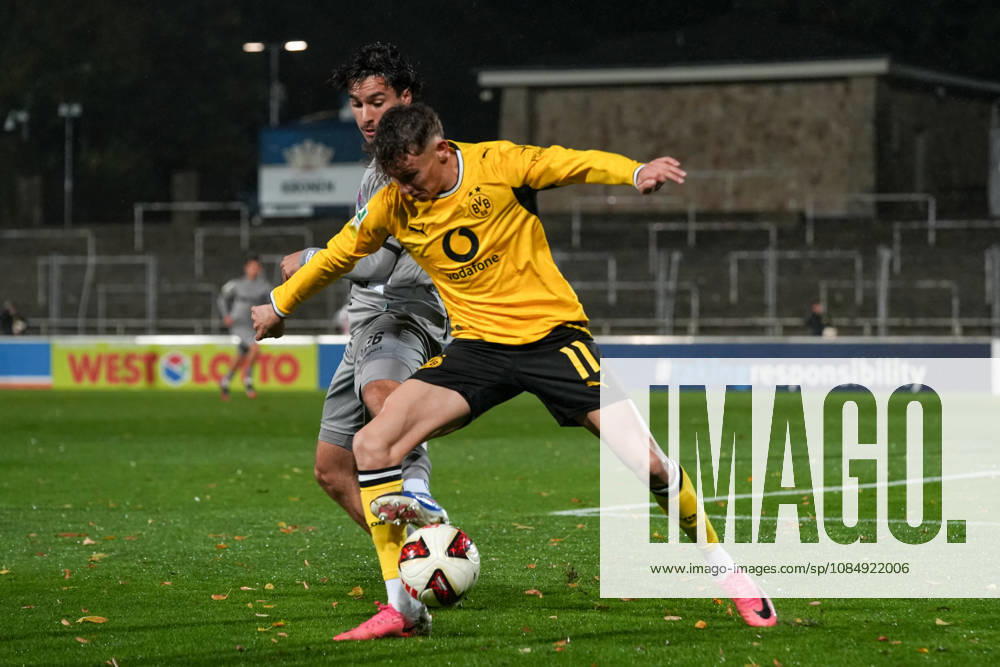 Saison 2026 2027 14. Spieltag Regionalliga West im Stadion Rote Erde, Dortmund, Germany. BV Borussia Dortmund U23 - Bonner SC. Arne Wessels (BVB)