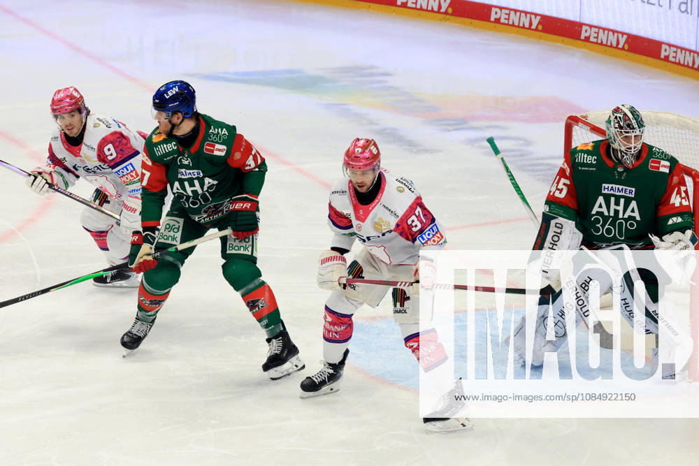 DEU, GER, Eishockey, 11.Spieltag, Saison 2026 27, Berlin, Eisbaeren Berlin vs. Augsburger Panther Ty Ronning ( Eisbaeren Berlin 9 ), Markus Vikingstad ( Eisbaeren Berlin 37 ), Kyle Wood ( Augsburger Panther 37 ), TOBIAS ANCICKA ( Augsburger Panther 45 ) nordphoto GmbH Engler Berlin Uber-Arena Berlin Deutschland