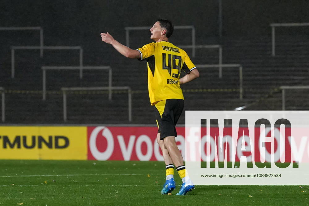 Saison 2026 2027 14. Spieltag Regionalliga West im Stadion Rote Erde, Dortmund, Germany. BV Borussia Dortmund U23 - Bonner SC. Torjubel nach dem 1:0 durch Luca Reggiani (BVB).