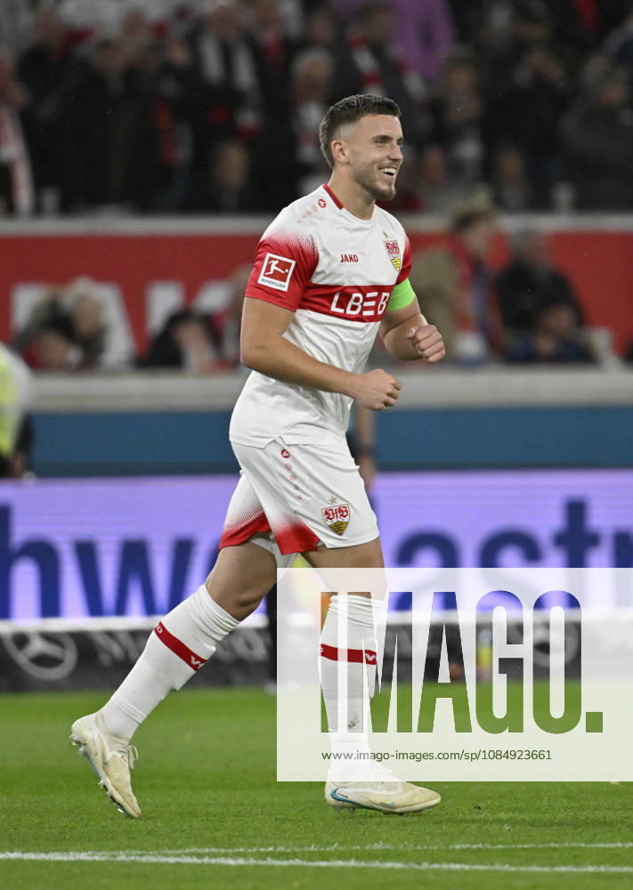 TOR zum 1:0 Ermedin Demirovic VfB Stuttgart (09) Torschuss Aktion Torchance Torjubel VfB Stuttgart vs Borussia Moenchengladbach BMG 23.10.2026 DFL REGULATIONS PROHIBIT ANY USE OF PHOTOGRAPHS AS IMAGE SEQUENCES AND OR QUASI-VIDEO VfB Stuttgart vs Borussia Moenchengladbach BMG