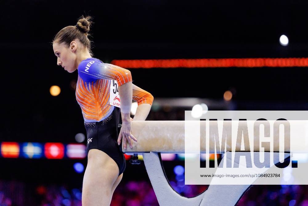 ROTTERDAM - Naomi Visser (NED) during the all-around final at the World Gymnastics Championships in Ahoy Rotterdam. IRIS VAN DEN BROEK ANP ANPxSportx IVx 573387994 originalFilename: 573387994