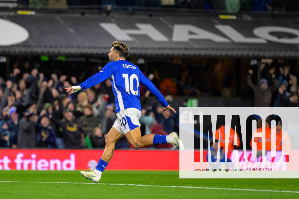IPSWICH, ENGLAND OCTOBER 23 - Julio Enciso of Ipswich Town scores the team s first goal to make score 1-1 during the Premier League game between Ipswich Town and Nottingham Forest at Portman Road on October 23, 2026 in Ipswich, England. (Photo by Keeran Marquis Sports Press Photo)